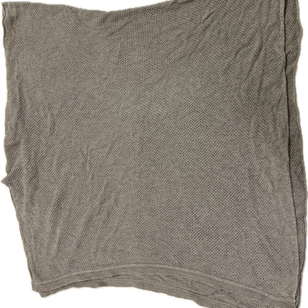 Cocoon by Amma: nursing cover / stroller cover / scarf / blanket. EUC.